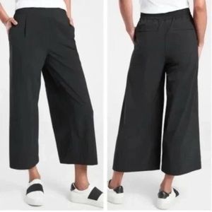 Athleta wide leg crop pants